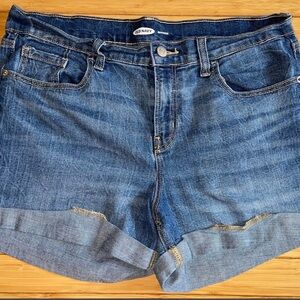 Old Navy Boyfriend Short